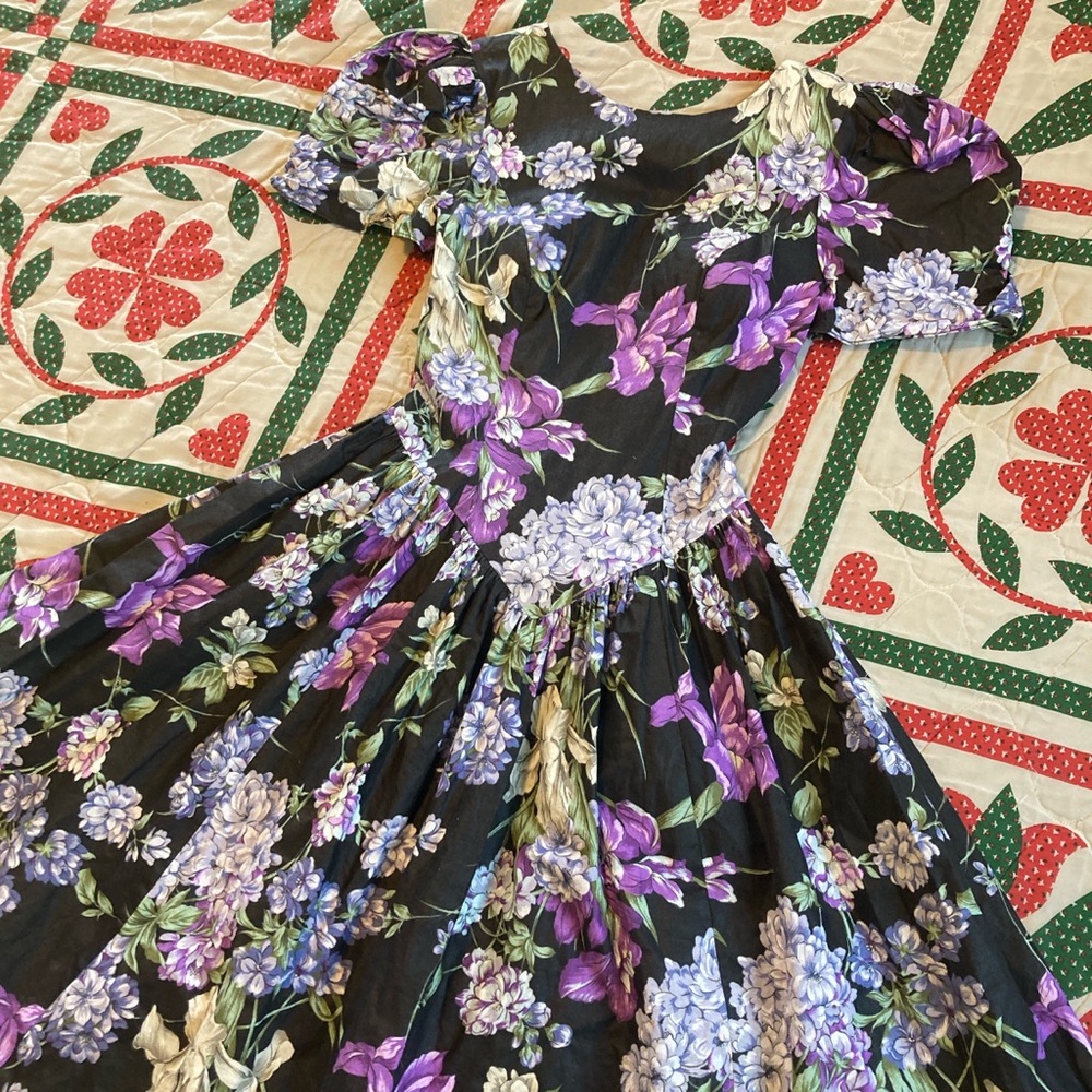 Vintage 80’s floral dress